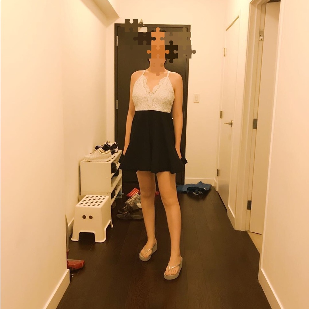 Mini dress - Picture 2 of 2